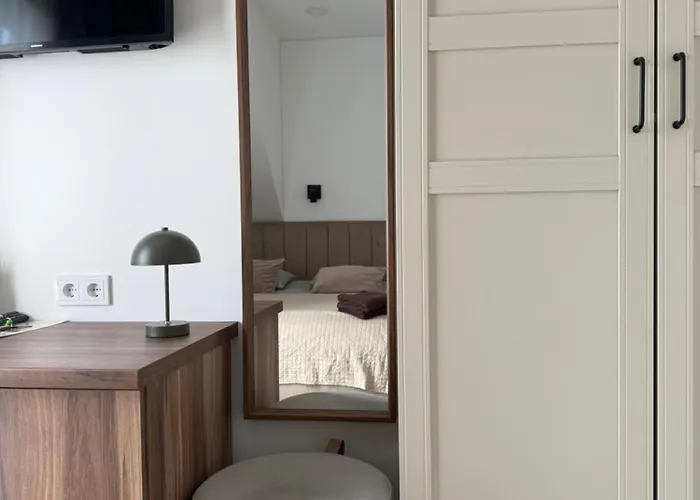 Pajurio Gintaro Namai בית הארחה 3*